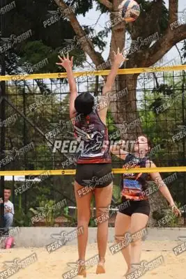 Foto de Gabriela y Maria Bedoya