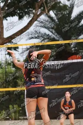 Foto de Gabriela y Maria Bedoya