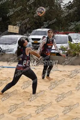 Foto de Camila Angeles y Maria Laura