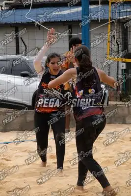 Foto de Camila Angeles y Maria Laura